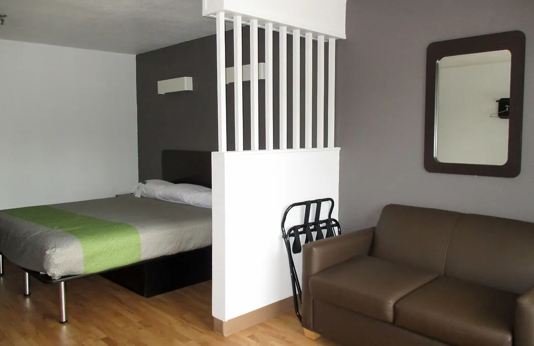 Motel 6-Alexandria, La - South-1