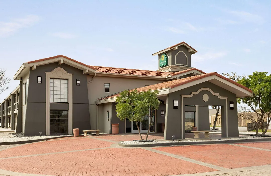 La Quinta Inn By Wyndham San Antonio Lackland-1