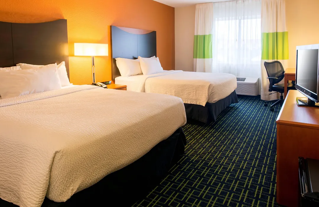 Fairfield Inn & Suites Canton-1