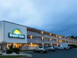 Days Inn By Wyndham Monmouth Junction-S Brunswick-Princeton-1