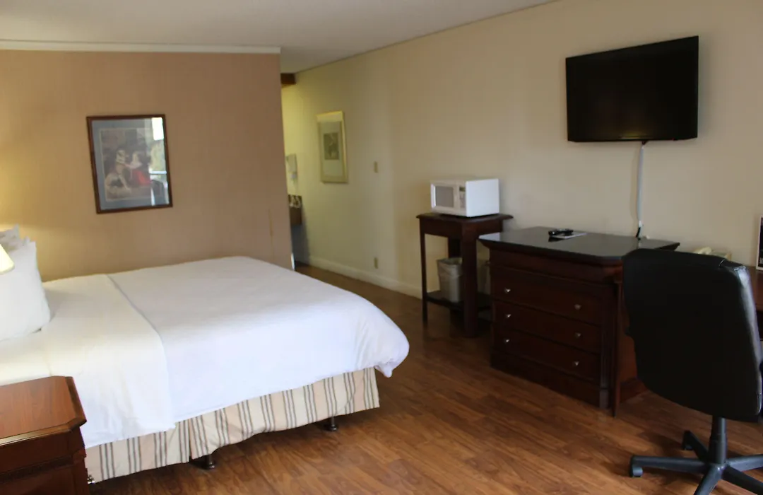 Days Inn & Suites By Wyndham Sunnyvale-1