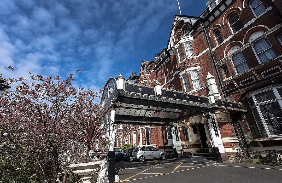Prince Of Wales Hotel-1