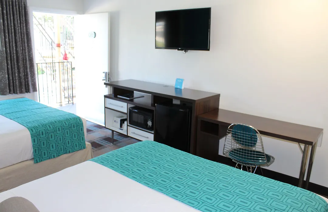 Howard Johnson By Wyndham San Diego Hotel Circle-1