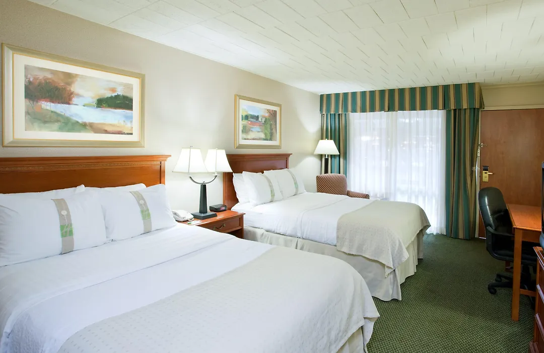 Ramada By Wyndham Indiana-1