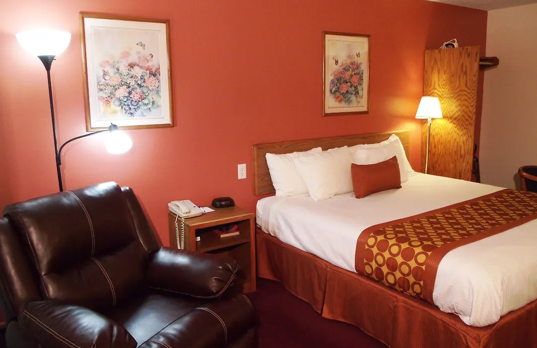 Americas Best Value Inn And Suites - Nevada-1