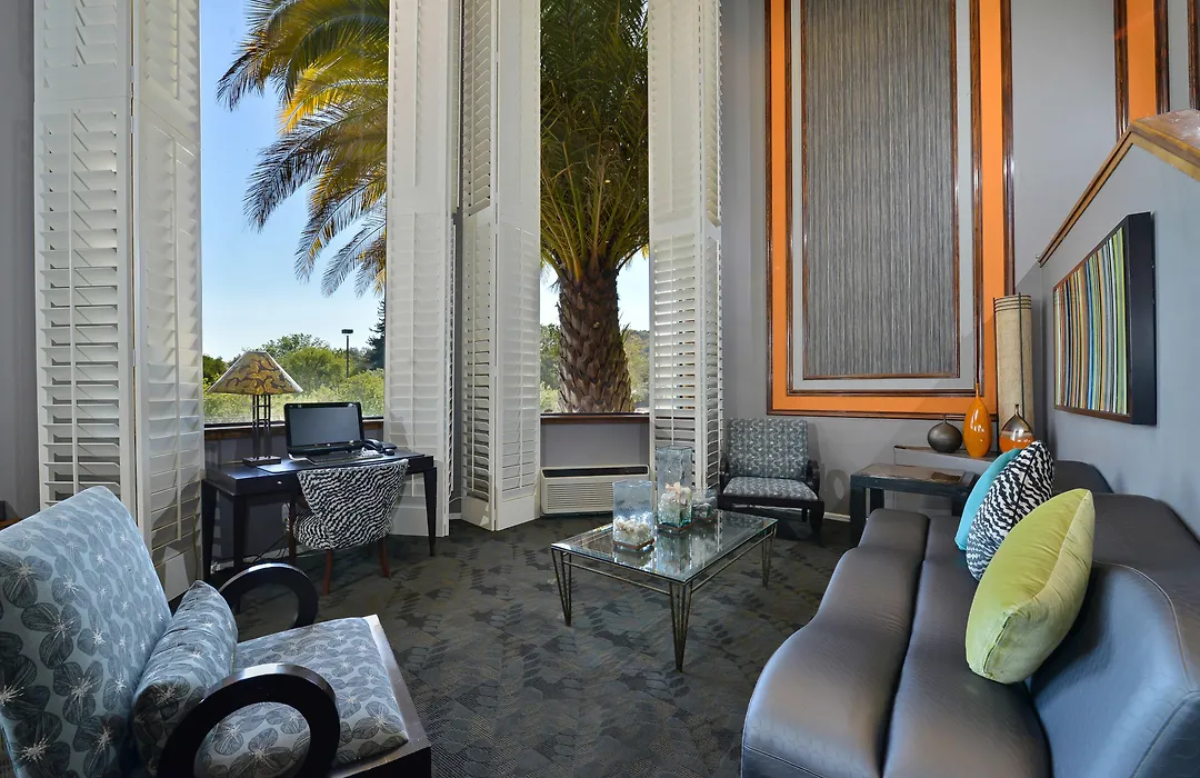 Best Western Plus Novato Oaks Inn-1