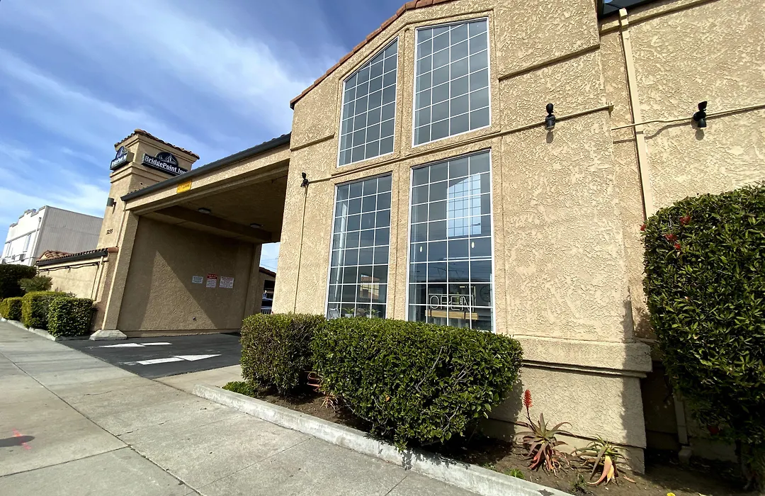 Bridgepoint Inn Daly City-1