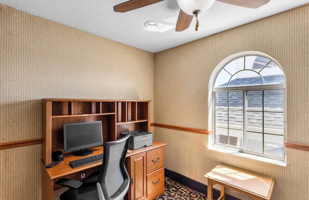 Best Western Oglesby Inn-1