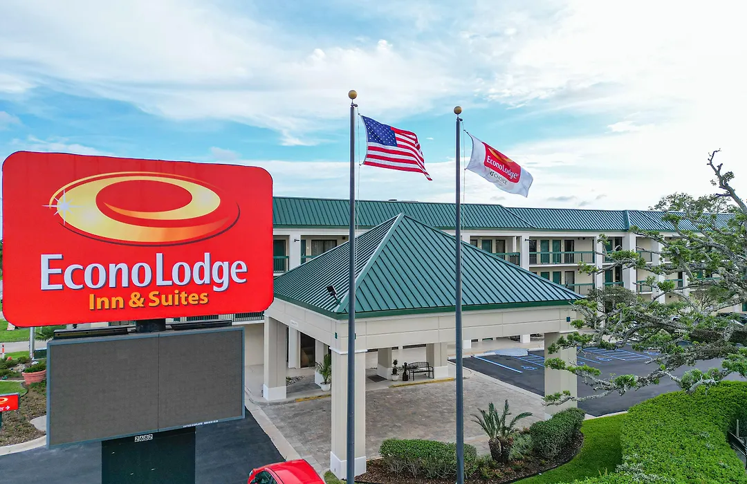 Econo Lodge Inn & Suites Foley-North Gulf Shores-1
