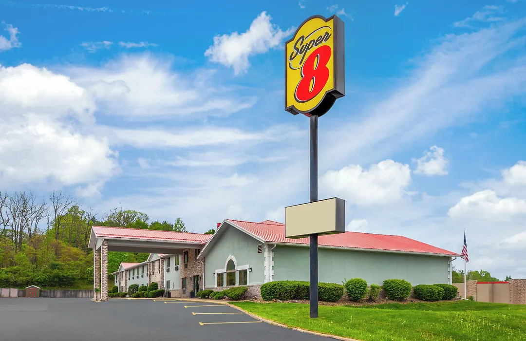 Super 8 By Wyndham Mt. Vernon-1