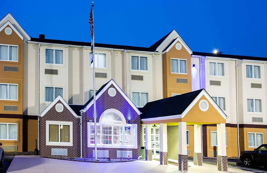 Microtel Inn & Suites By Wyndham Charleston-1