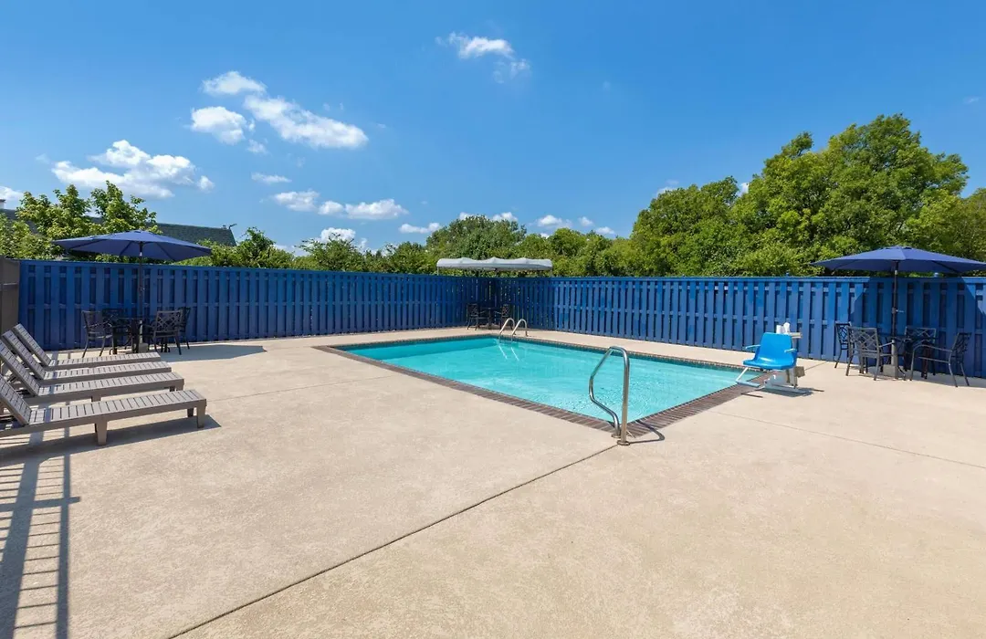 Days Inn By Wyndham Temple-1
