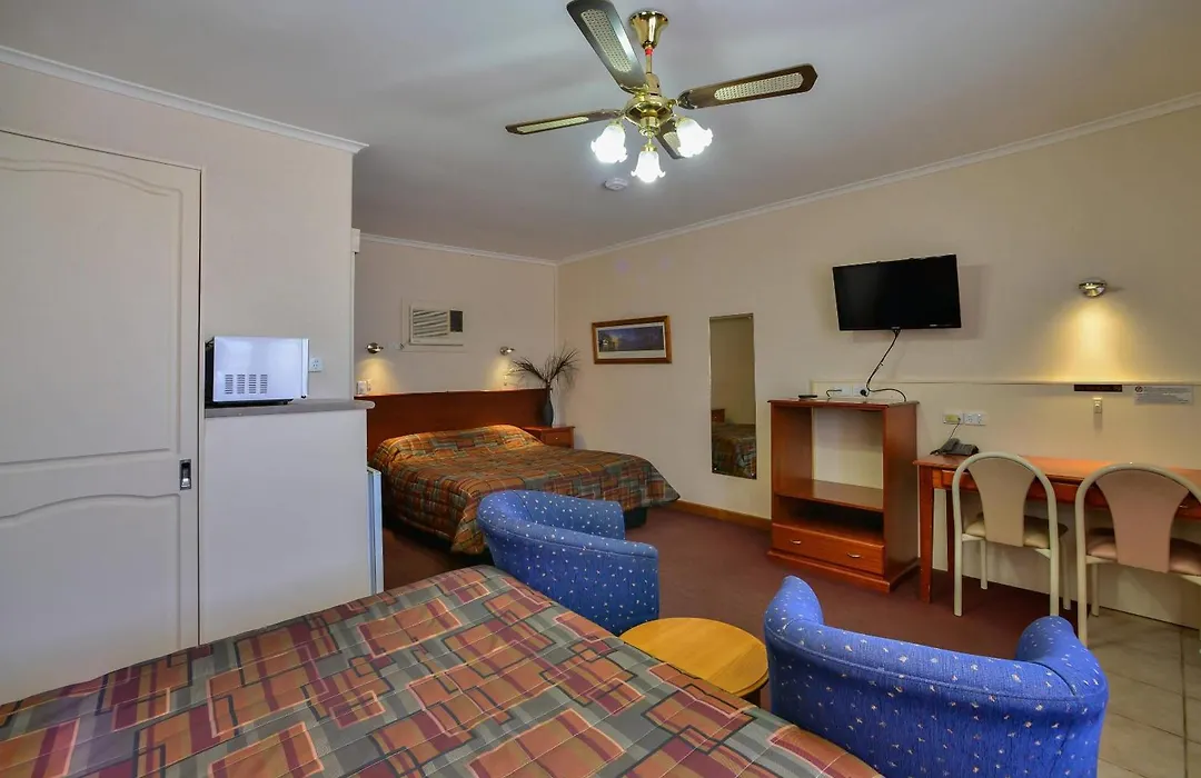 Comfort Inn & Suites Augusta Westside-1