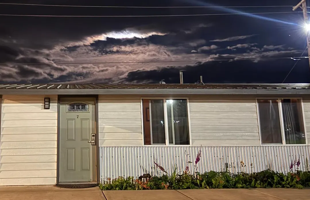 The Pioneer Motel-1