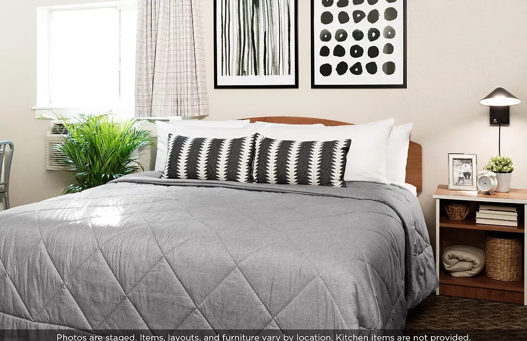 Intown Suites Extended Stay Cincinnati Oh - Fairfield-1