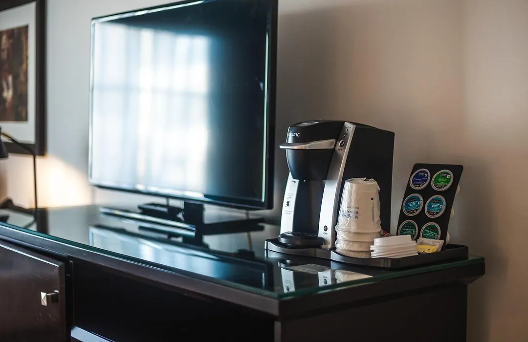 Ramada By Wyndham Surrey/Langley-1