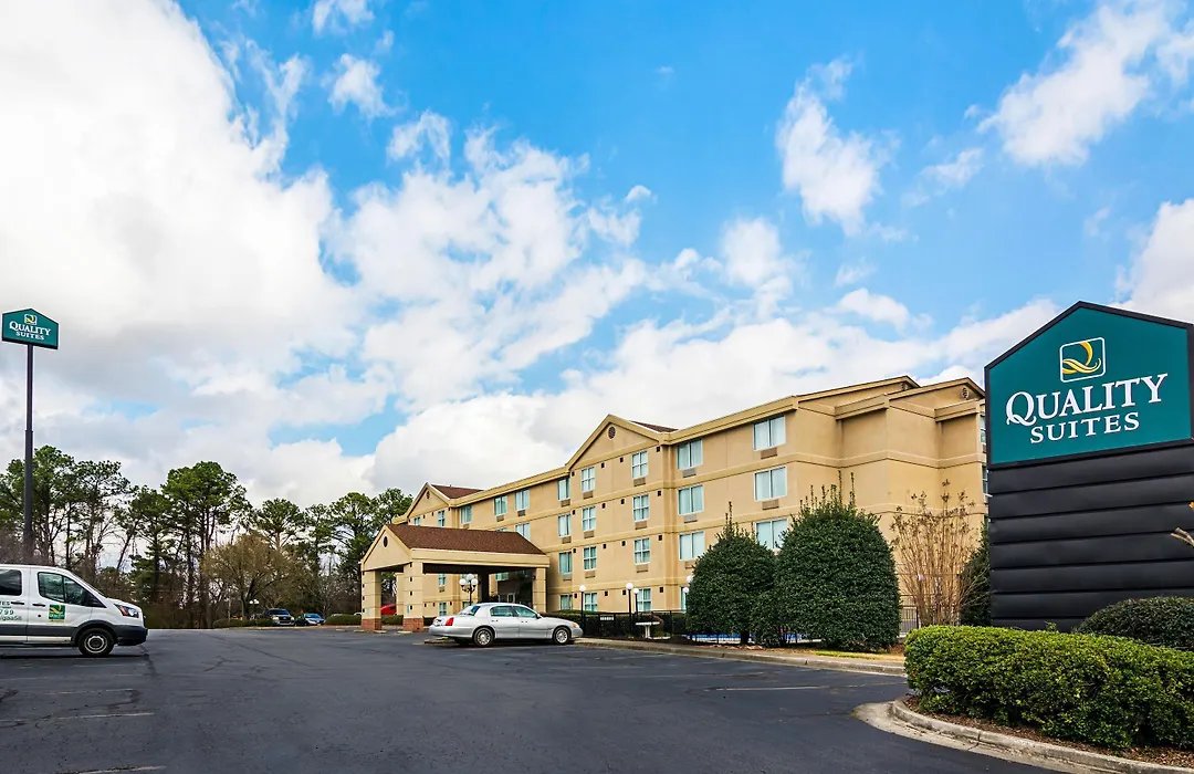 Quality Suites Atlanta Airport East-1