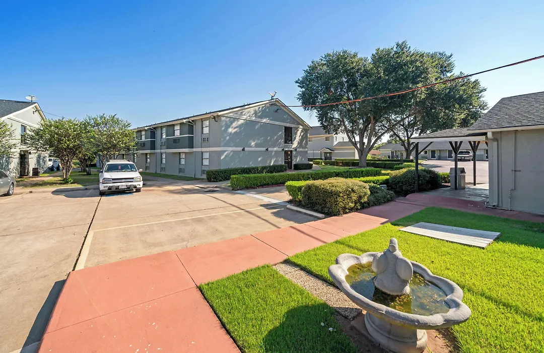 Americas Best Value Inn & Suites Brenham-1