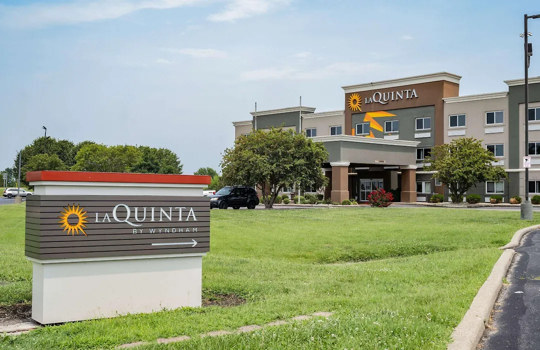 La Quinta By Wyndham Evansville-1