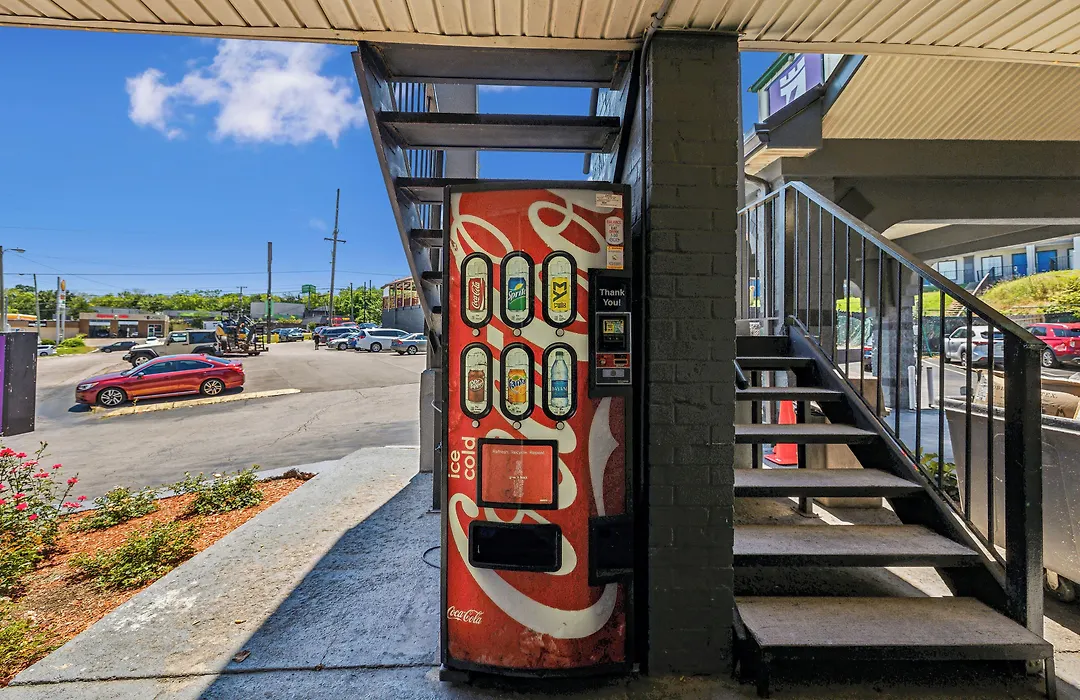 Knights Inn Antioch-1