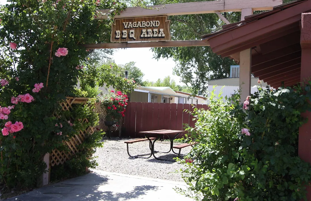 Vagabond Inn Bishop-1
