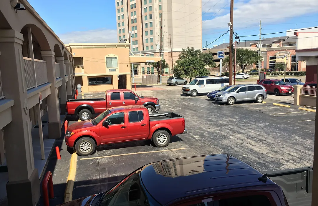 Americas Best Value Inn-Near Nrg Park/Medical Center-1