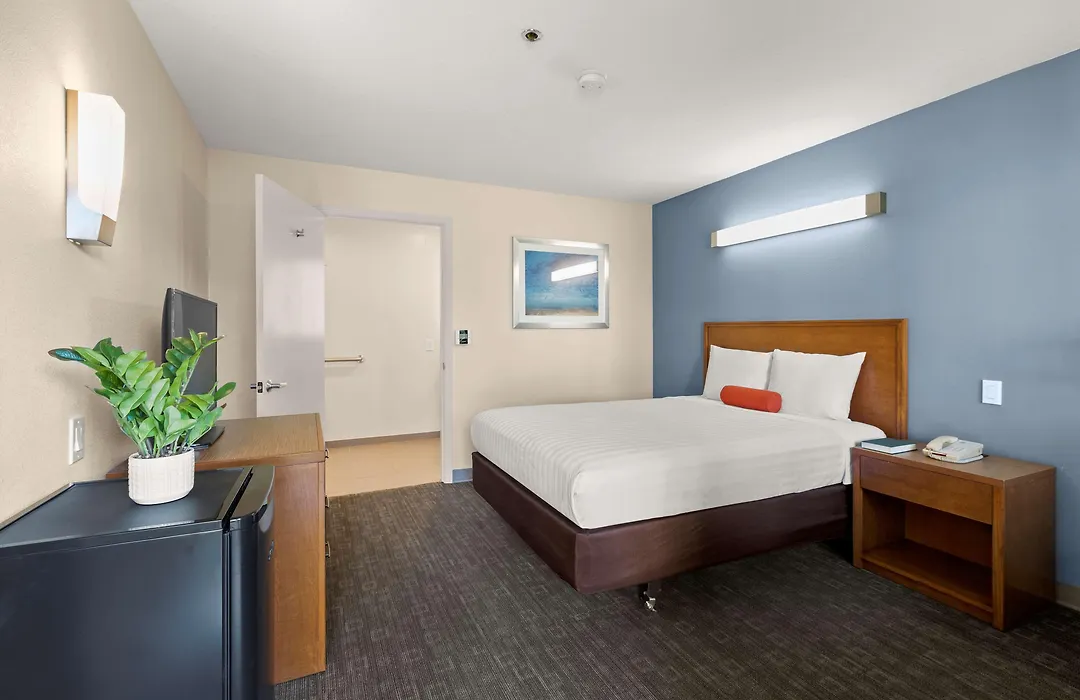 Good Nite Inn Calabasas-1