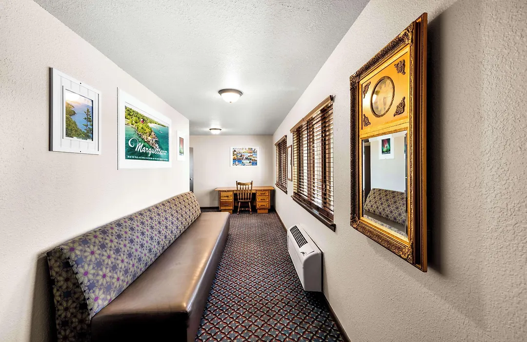 Americas Best Value Inn Marquette-1