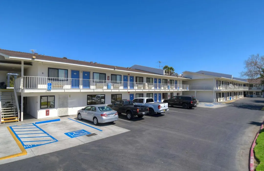 Motel 6-San Ysidro, CA - San Diego - Border-1