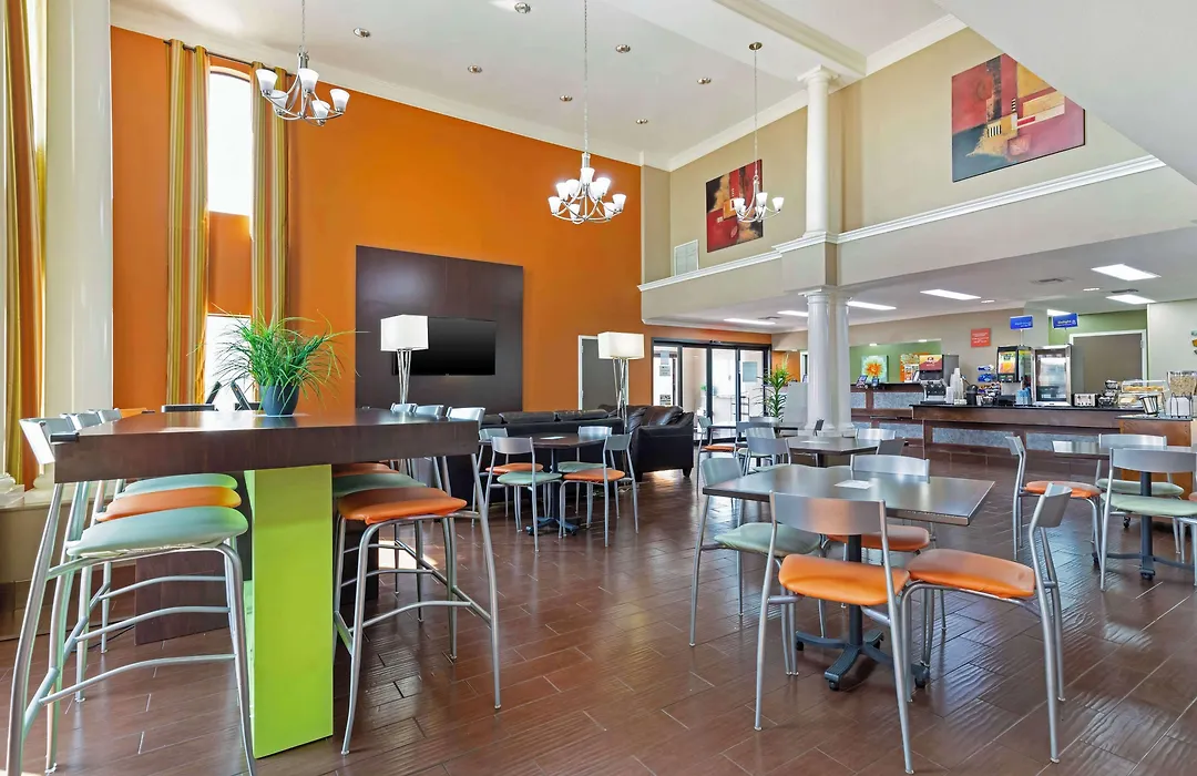 Best Western Inn & Suites New Braunfels-1