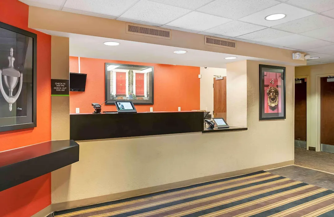 Extended Stay America Select Suites - Detroit - Farmington Hills-1