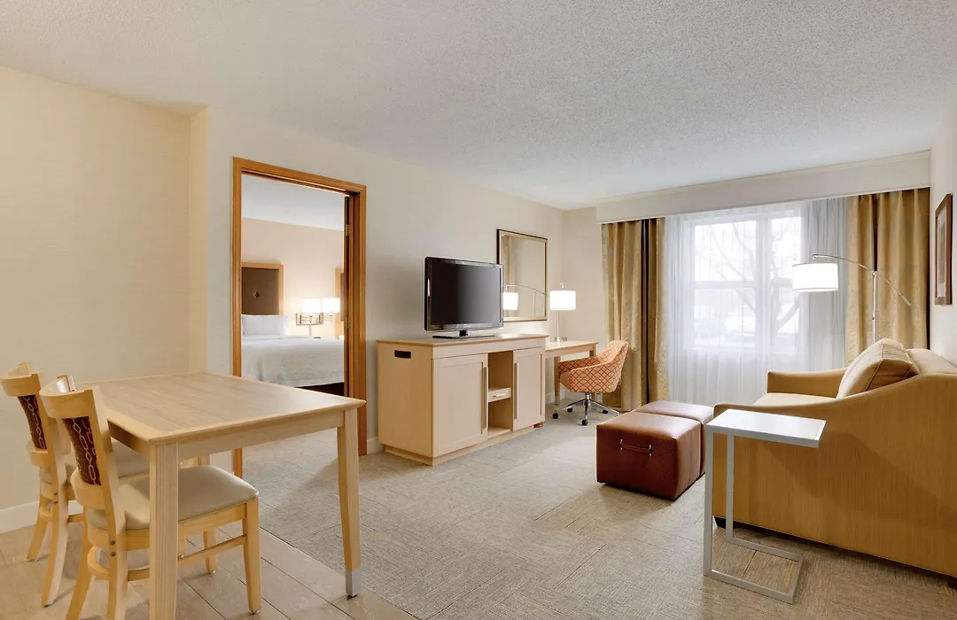 Hampton Inn & Suites Cleveland-Independence-1
