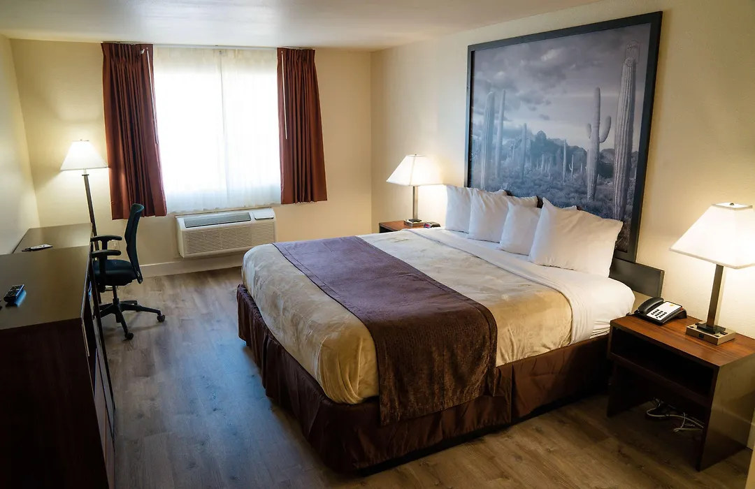 Super 8 By Wyndham Yuma-1
