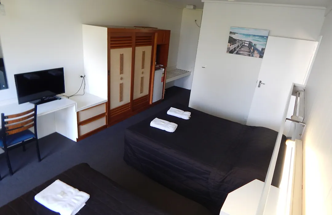 Kingston Lobster Motel-1