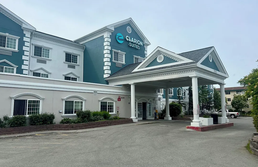 Clarion Suites Anchorage Downtown-1