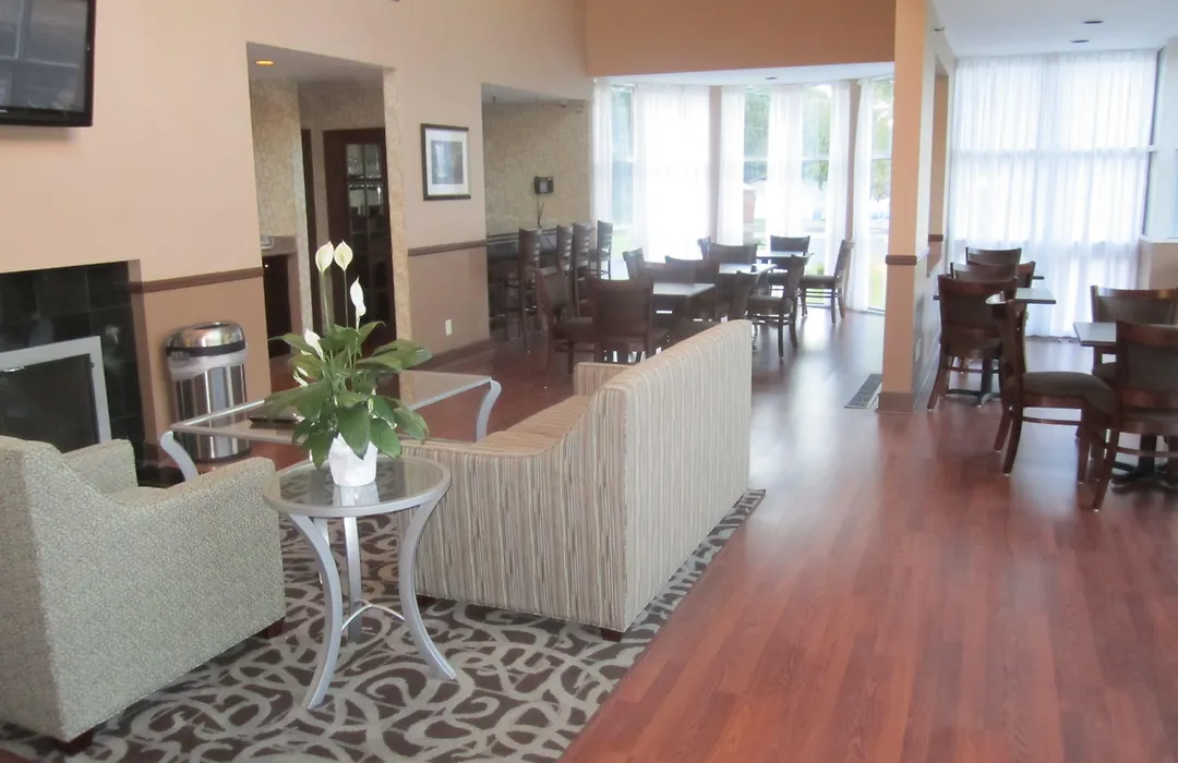 Best Western Plus The Inn & Suites At The Falls-1