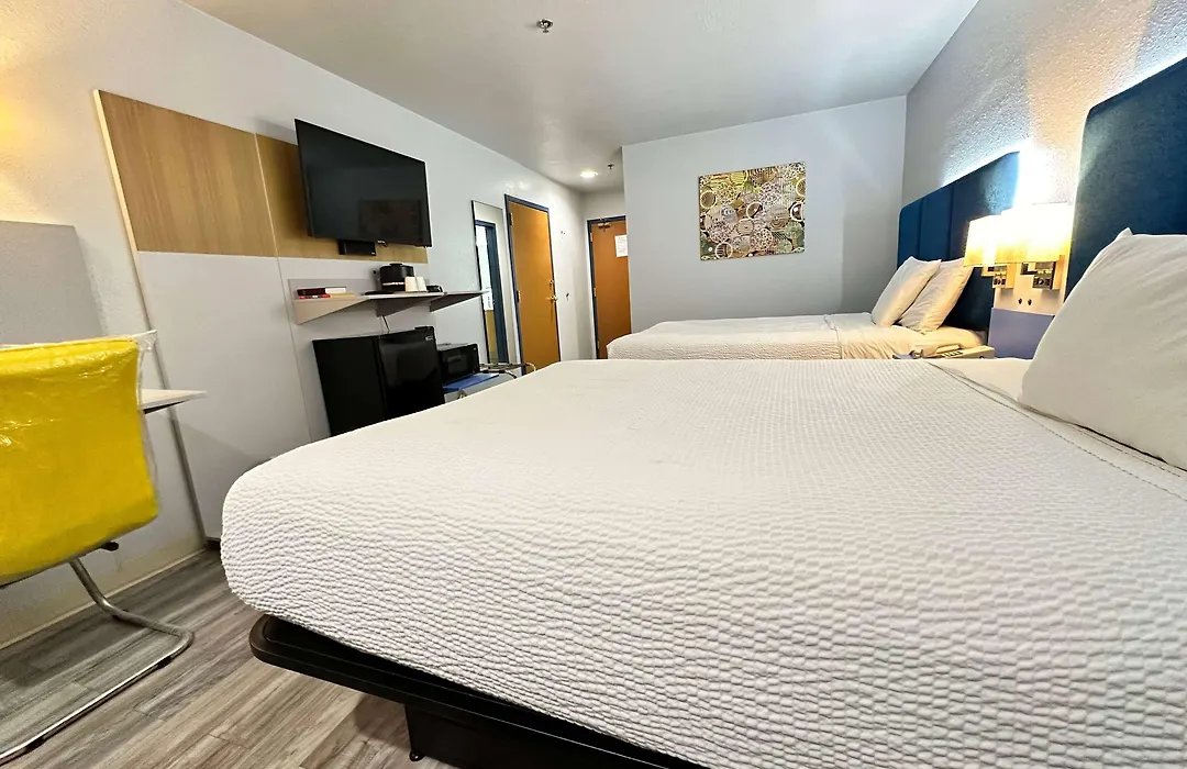 Microtel Inn & Suites By Wyndham Gallup - Pet Friendly-1