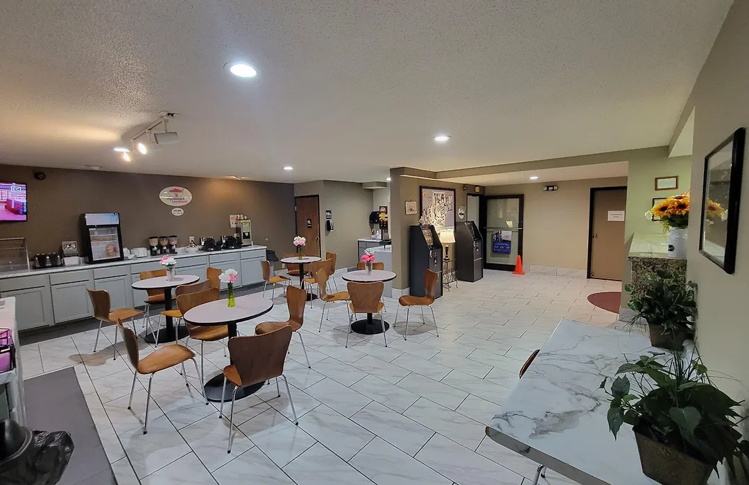 Super 8 By Wyndham Portage-1