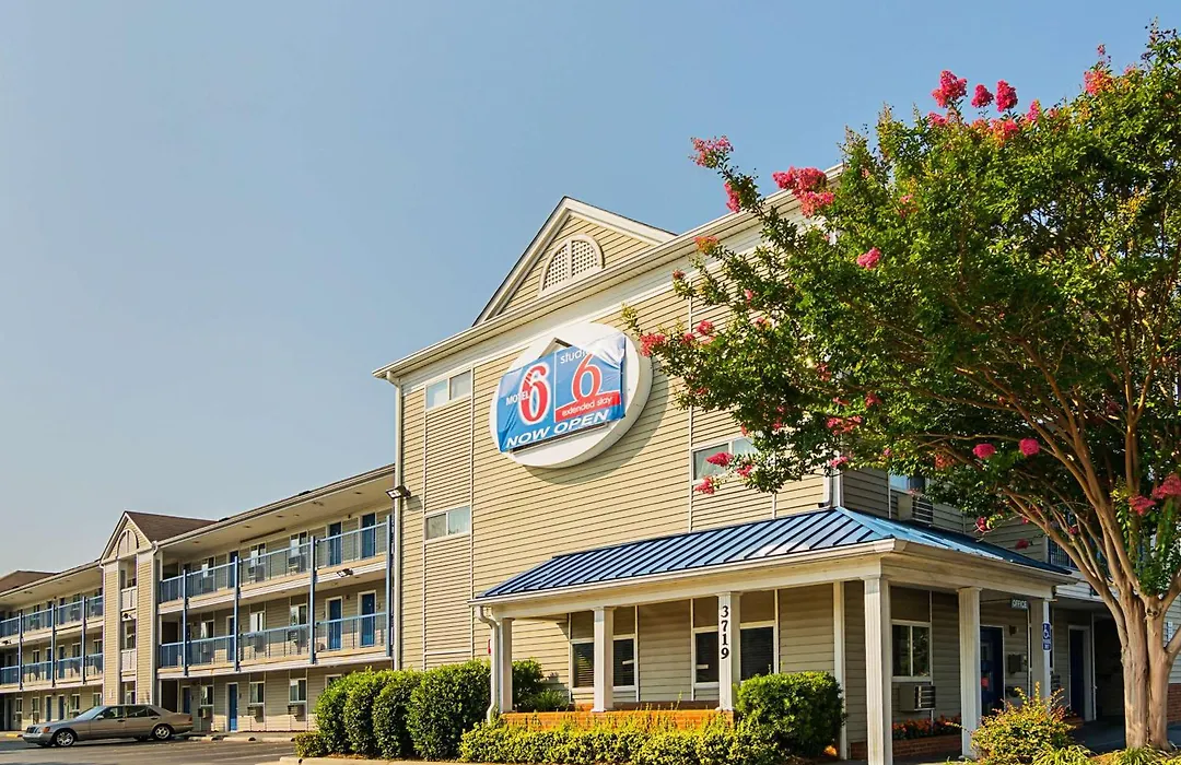 Motel 6-Fayetteville, Nc - Fort Liberty Area-1