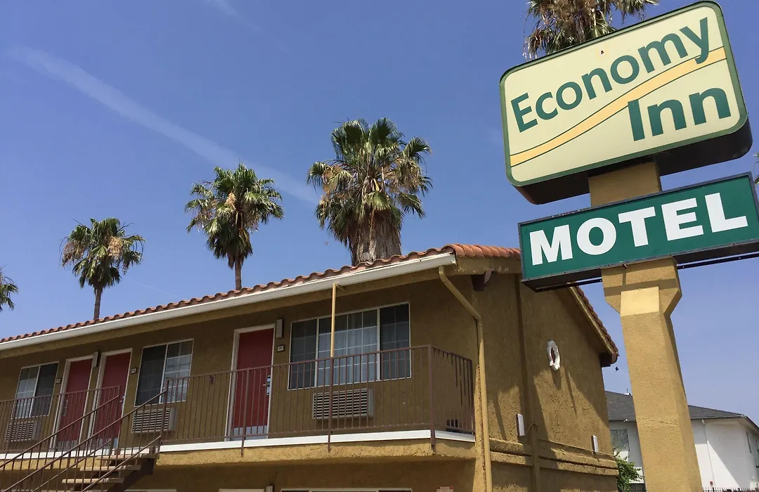 Economy Inn Motel-1