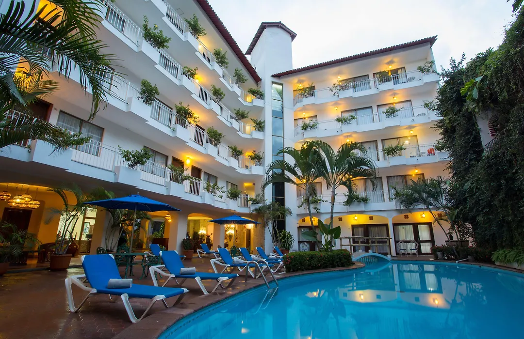Los Arcos Suites-1