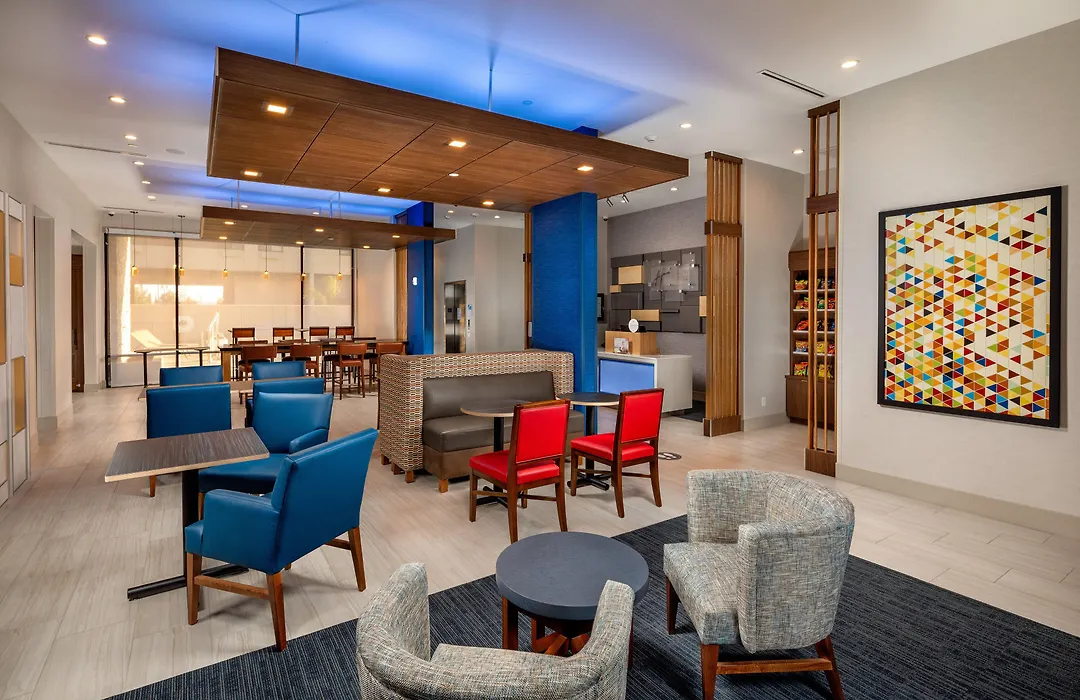 Holiday Inn Express & Suites Chatsworth By Ihg-1