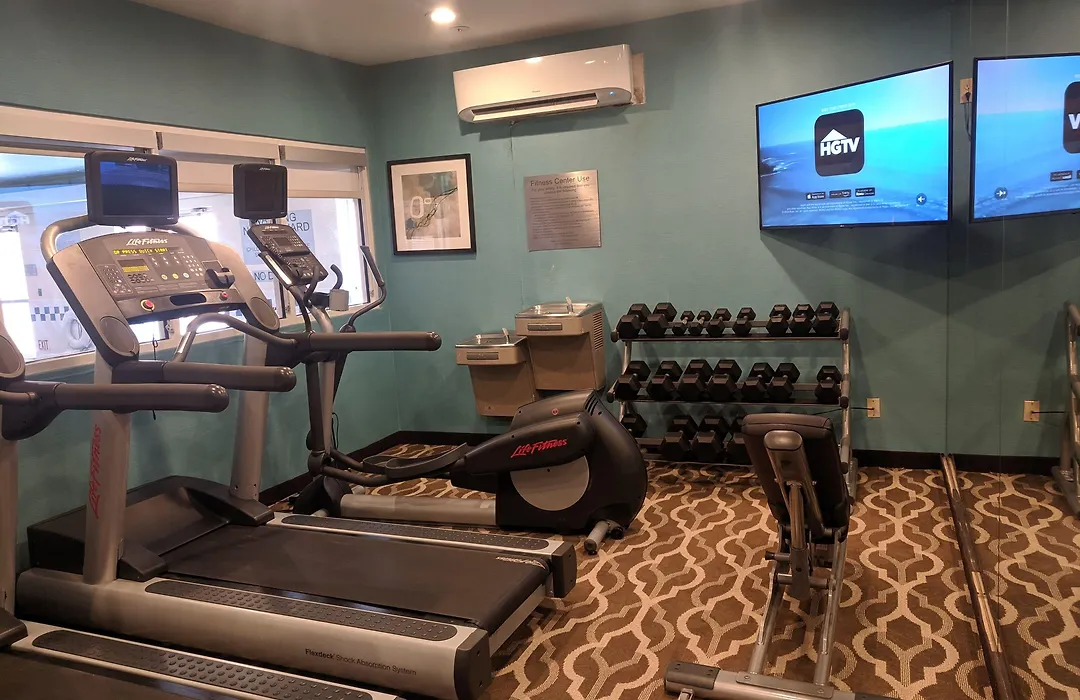 Comfort Inn & Suites North Dallas-Addison-1