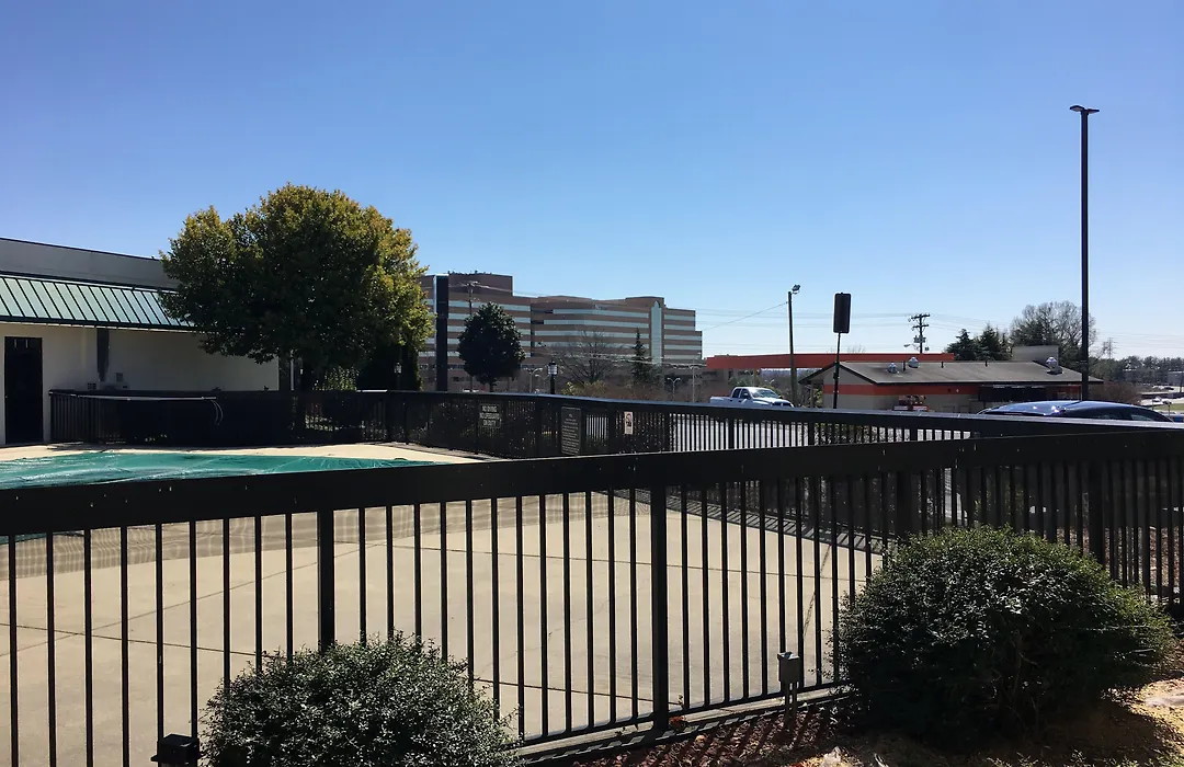 Quality Inn & Suites Hanes Mall-1