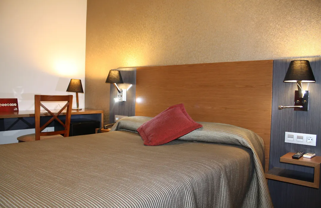 Hotel Regio Cádiz-1