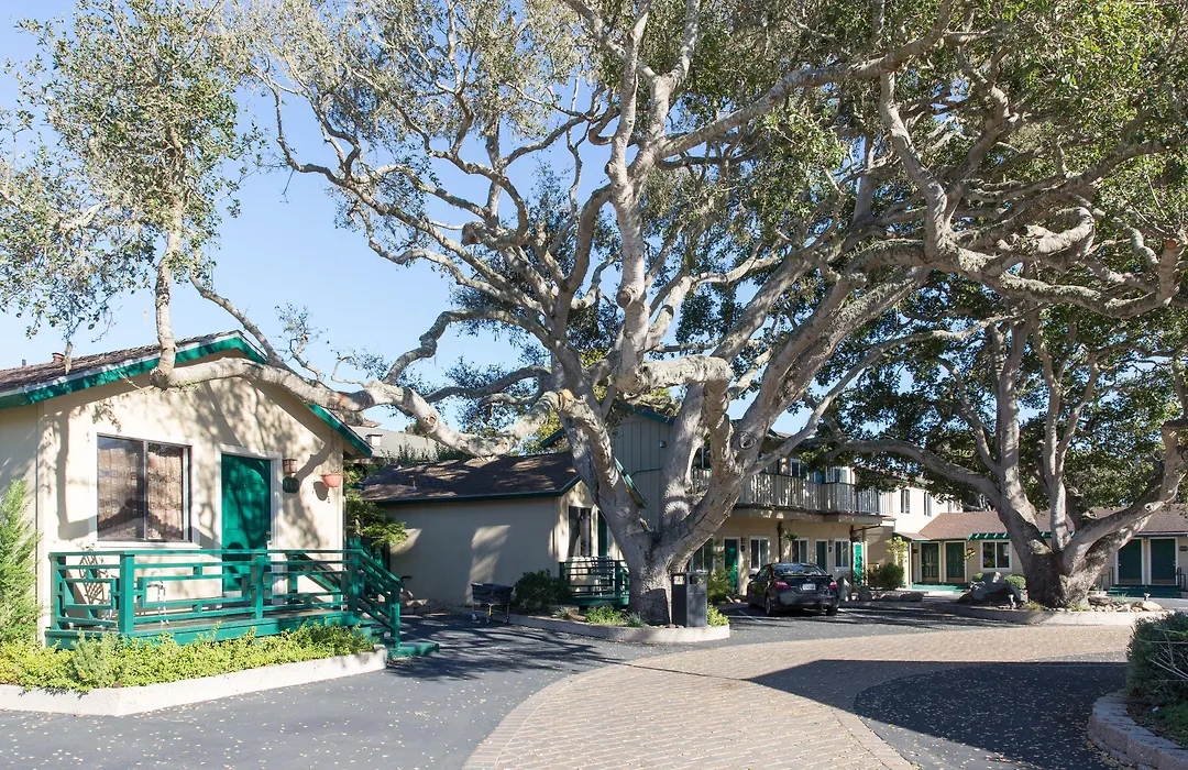 Sea Breeze Inn - Pacific Grove-1