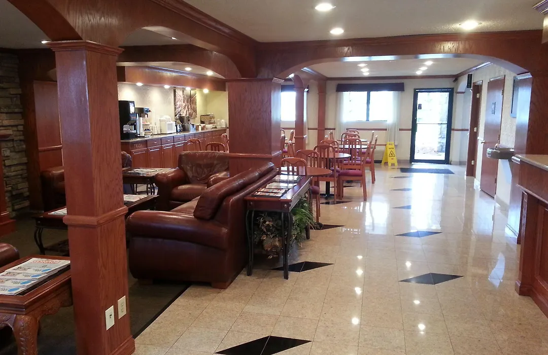 Americas Best Value Inn & Suites Monroe-1