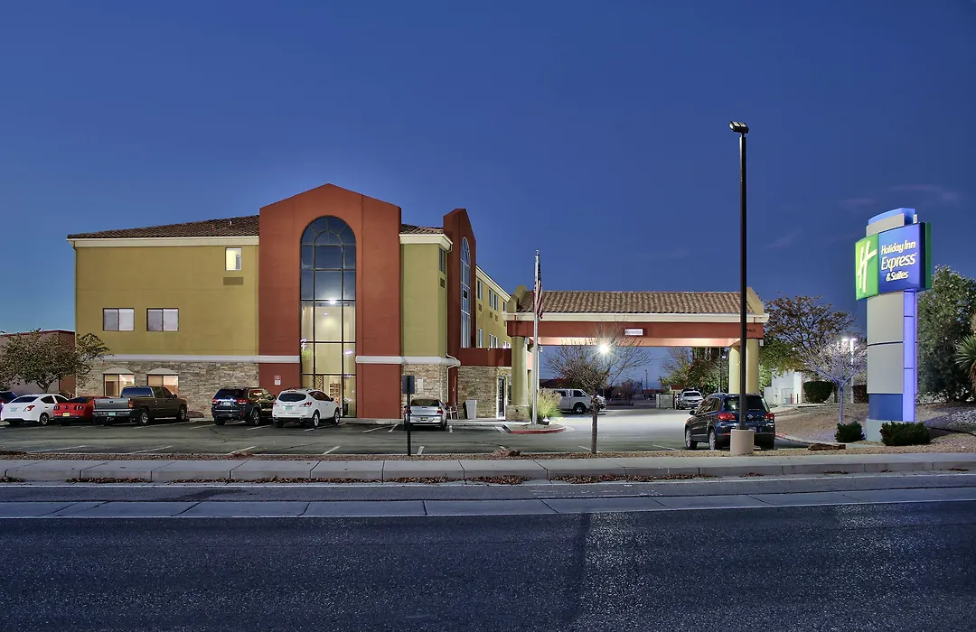 Holiday Inn Express Hotel & Suites Albuquerque - North Balloon Fiesta Park By Ihg-1