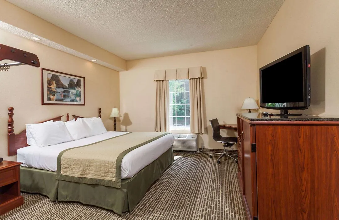 Baymont By Wyndham Columbia Maury-1