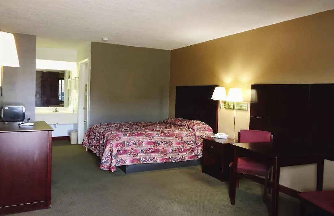 Majestic Inn-1